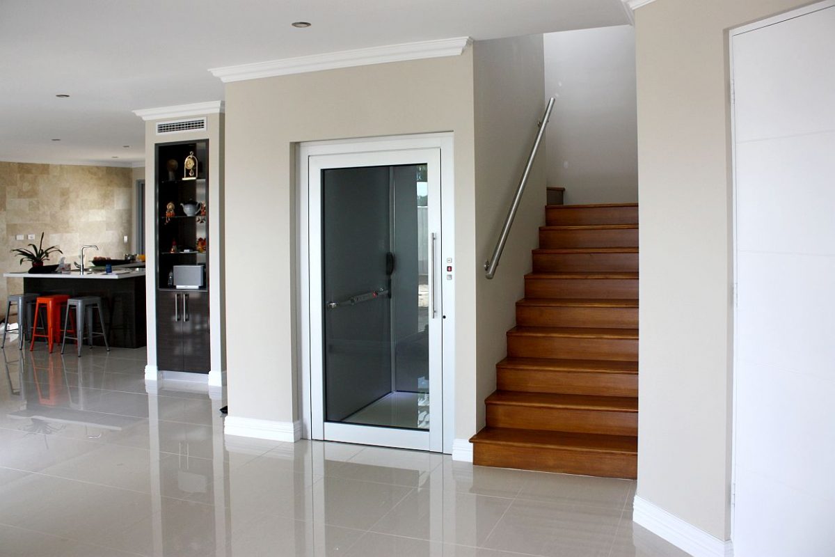 Thang máy gia đình